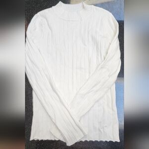 FOREVER 21 Mock Neck Turtleneck NWOT Size 13/14 girls